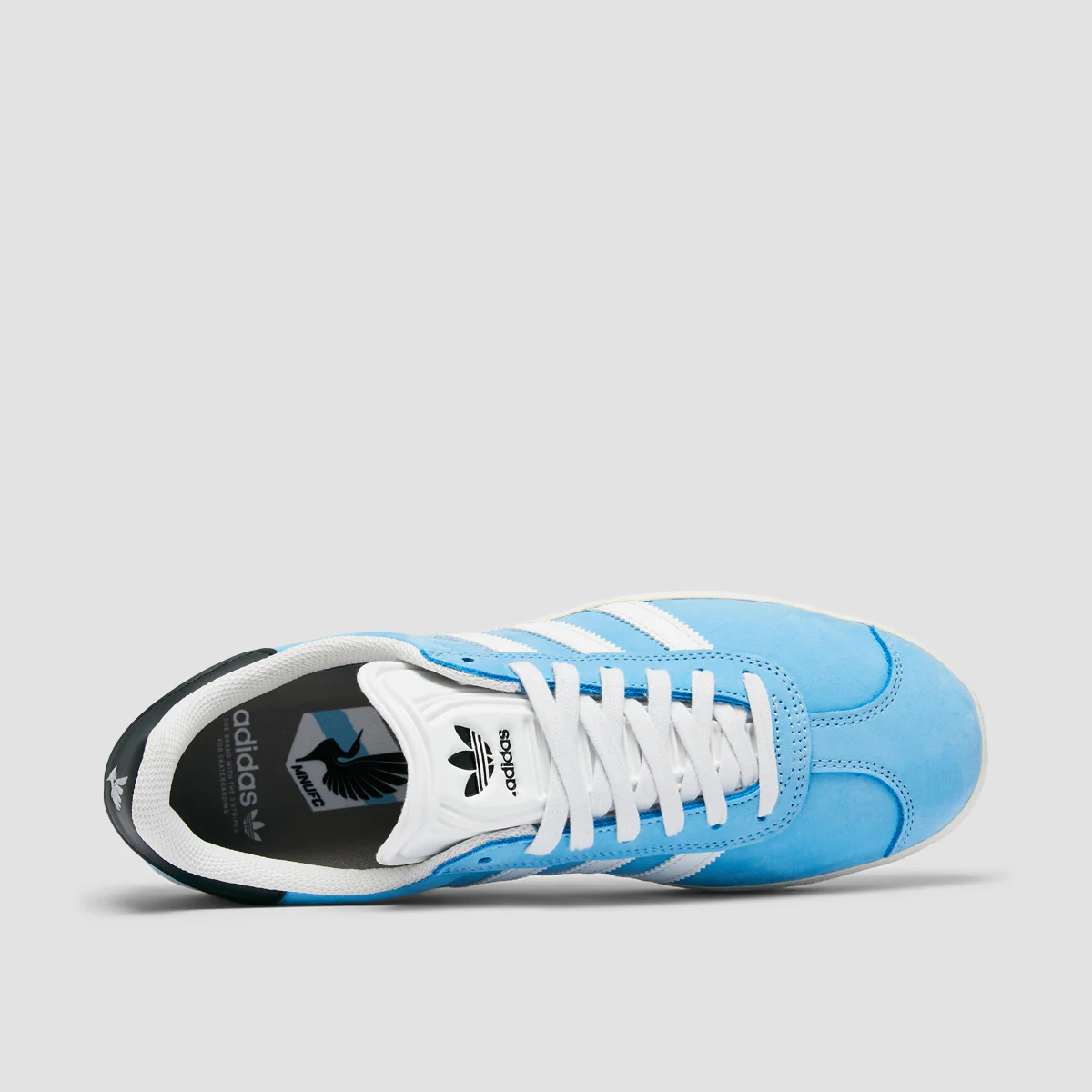 adidas MNUFC x Familia Gazelle Adv Shoes - Crystal White/Core Black/Better Scarlet - Image 4