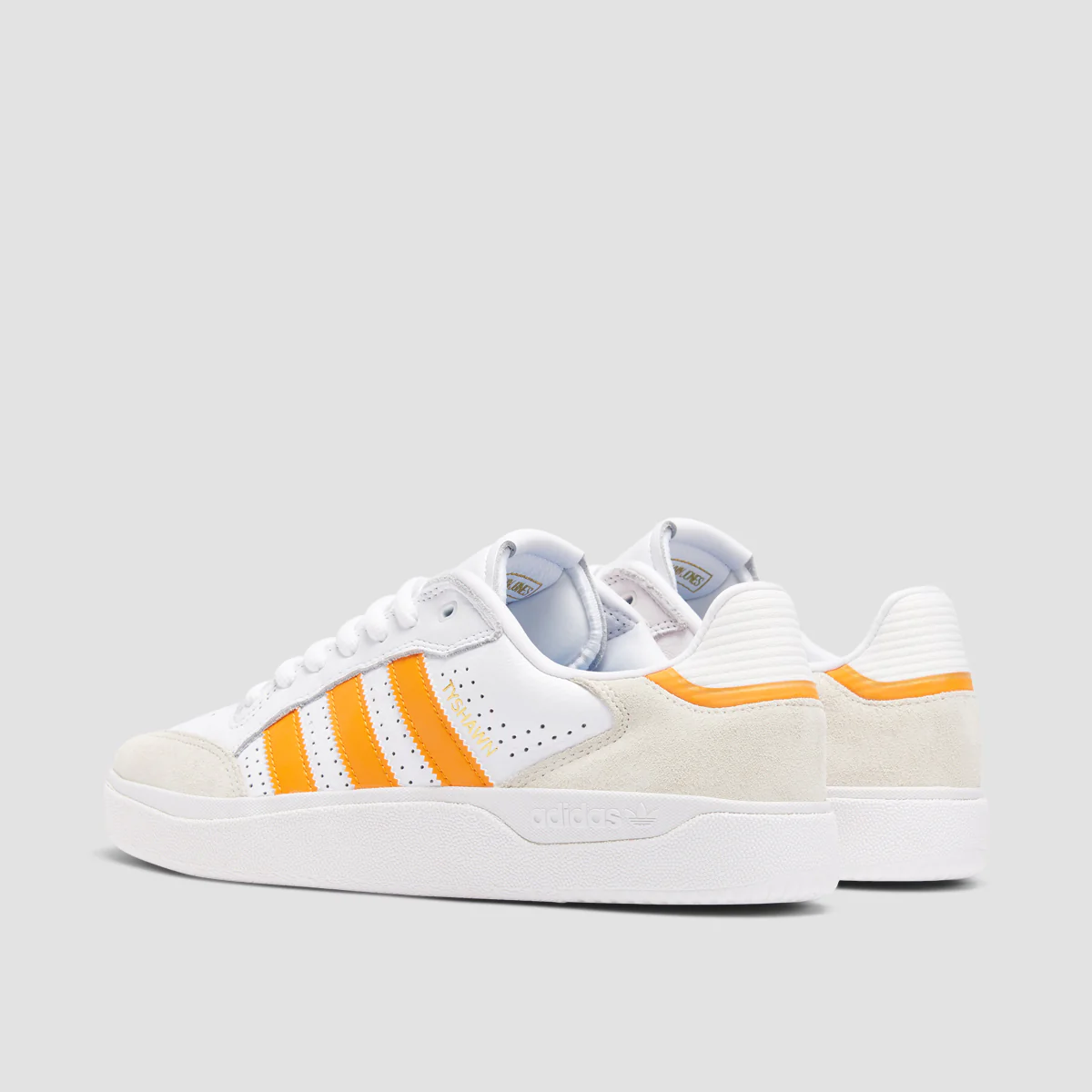 adidas Tyshawn Low Shoes - Ftwr White/Crystal White/Gold Met - Image 3