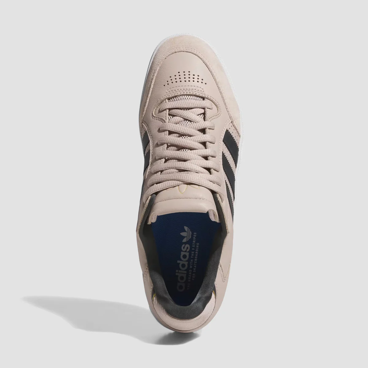 adidas Tyshawn Low Shoes - Wonder Taupe/Carbon/Gold Met. - Image 2