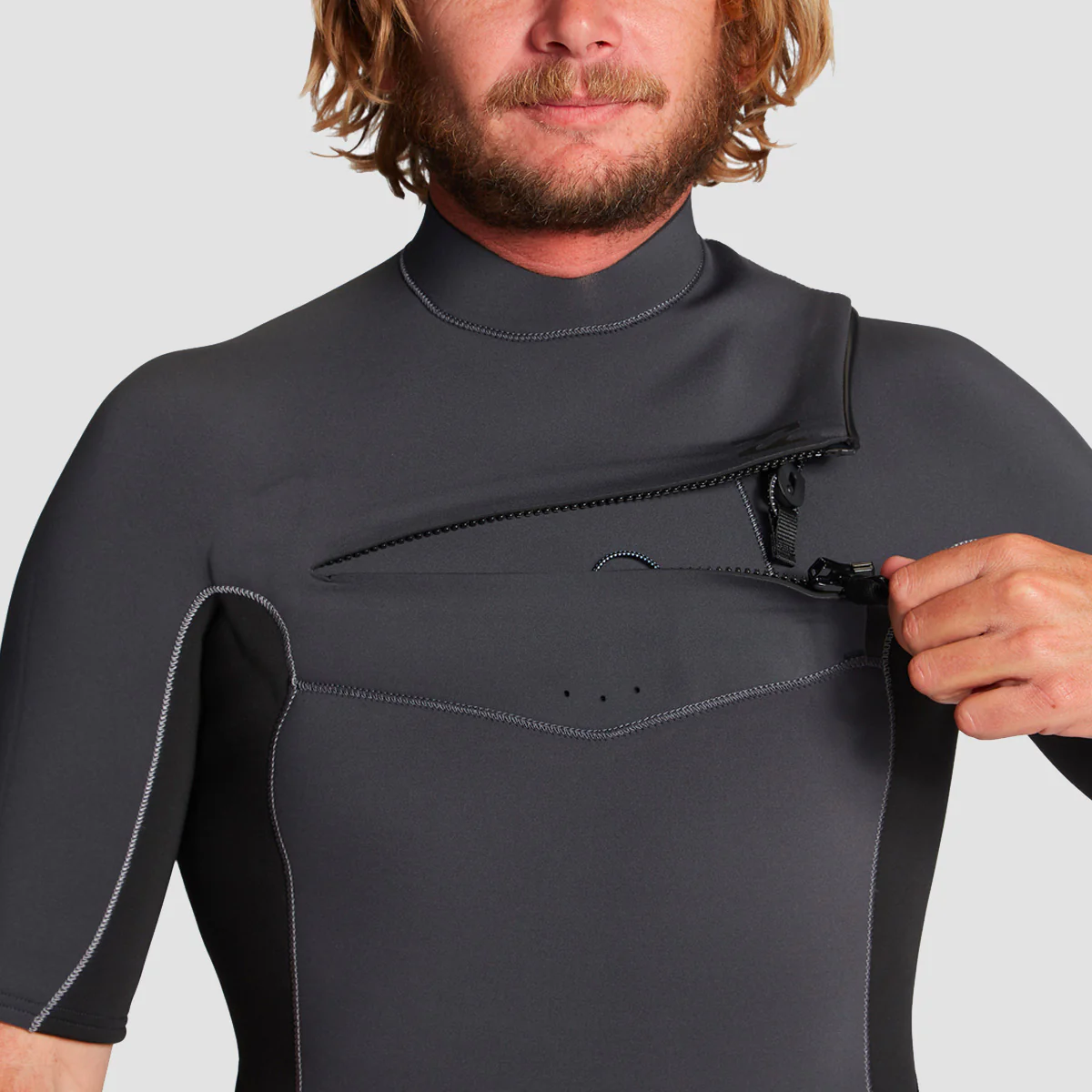 Billabong Absolute 2/2mm Chest Zip Shorty Wetsuit Black - Image 3