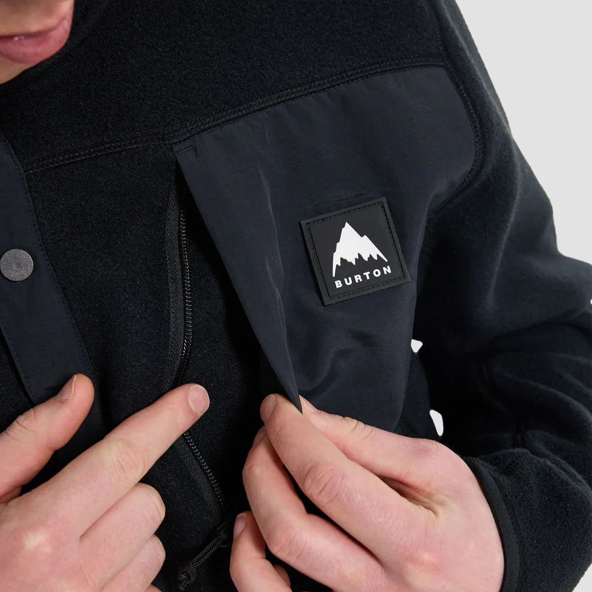 Burton Cinder Pullover Fleece Sweatshirt True Black - Image 2