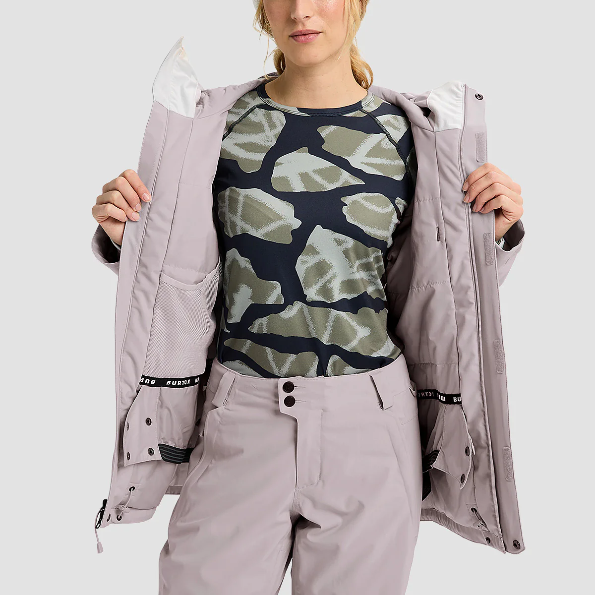 Burton Reserve 2L Insulated Stretch Slim Snow Jacket Washed Lavender - Womens - Image 3