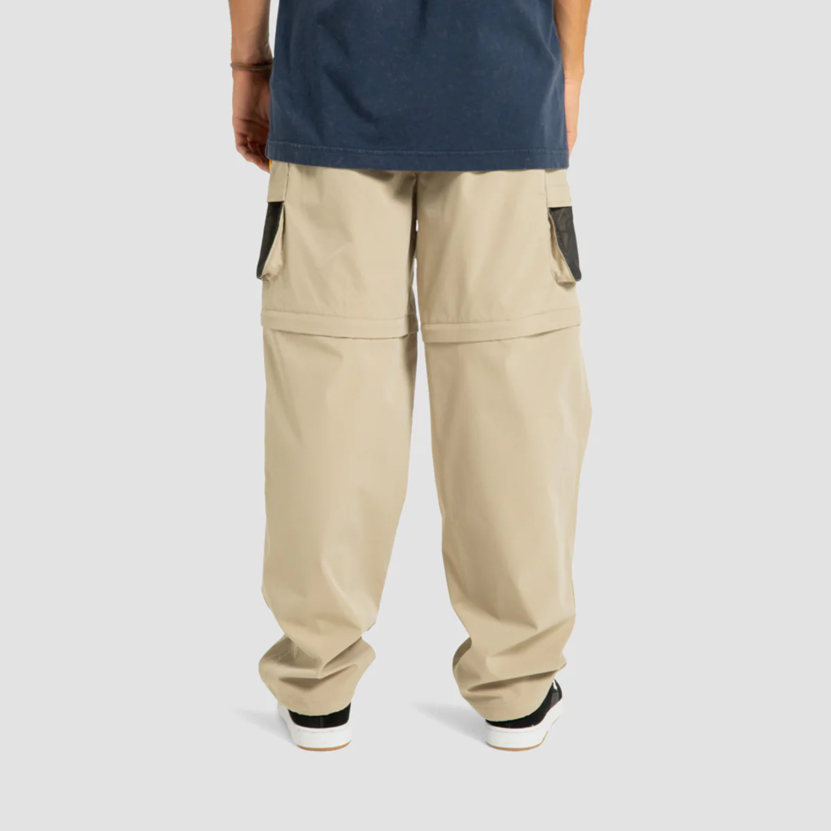DC All Terrain Convertible Cargo Pants Crockery - Image 3
