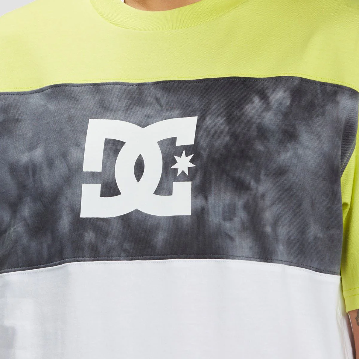 DC Deep End T-Shirt White - Image 3