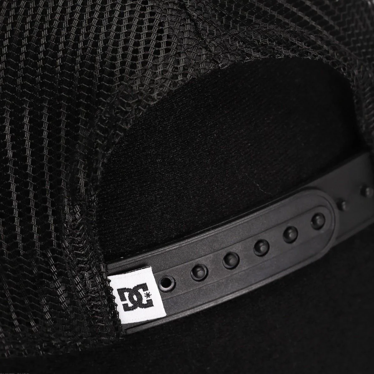 DC Gas Station Trucker Cap White/Black - Image 2