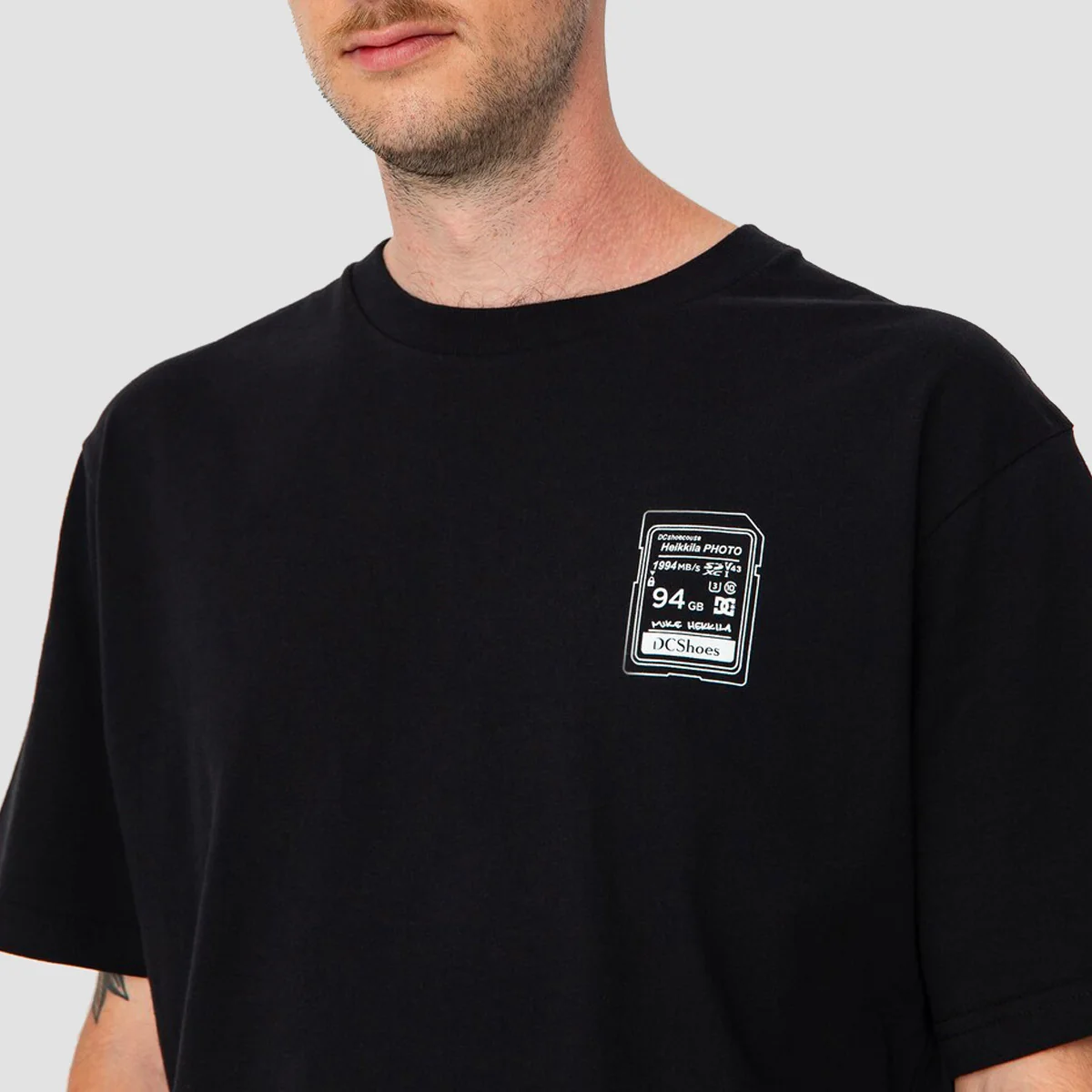 DC Heikkila SW 360 Flip T-Shirt Black - Image 3