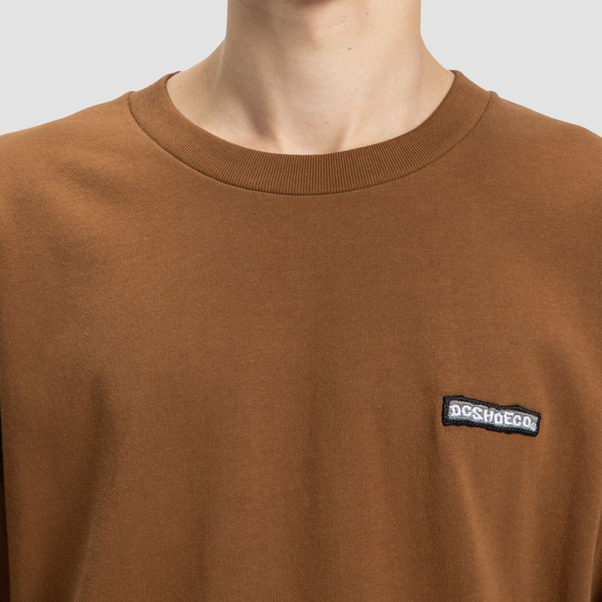 DC Patchit T-Shirt Toffee - Image 2