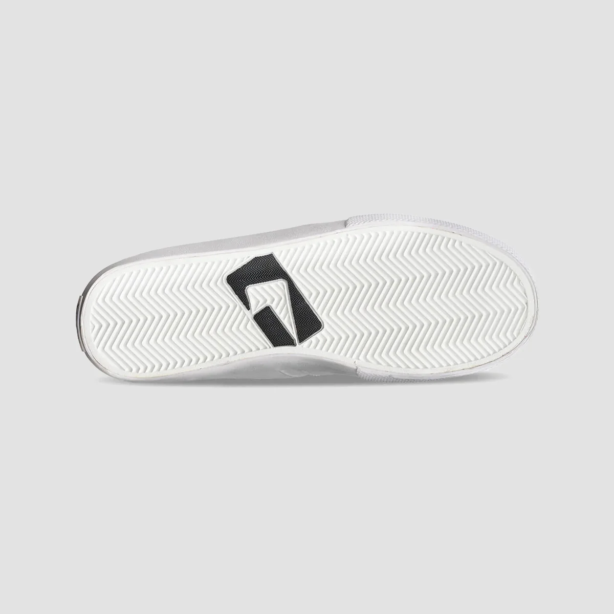 Globe Encore-2 Shoes - White Dip - Image 3