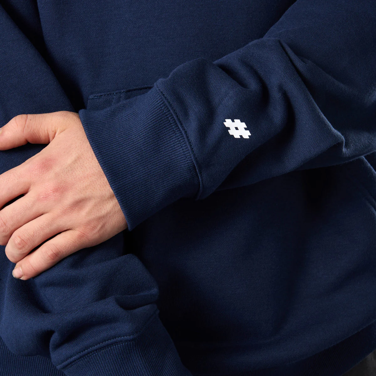 New Balance Logo Pullover Hoodie Navy - Image 3