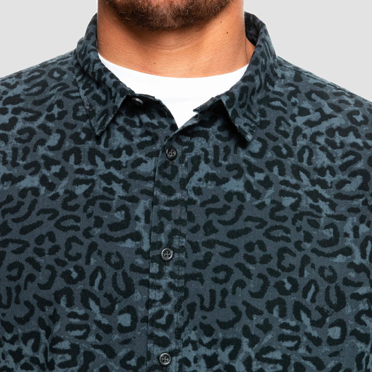 Quiksilver Authentic Influenced Short Sleeve Shirt Tarmac Saturn - Image 2