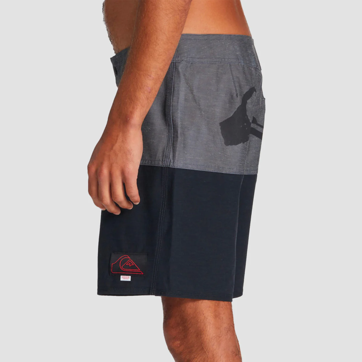 Quiksilver x Stranger Things Butt Logo 1986 17" Boardshorts The Upside Down - Image 2