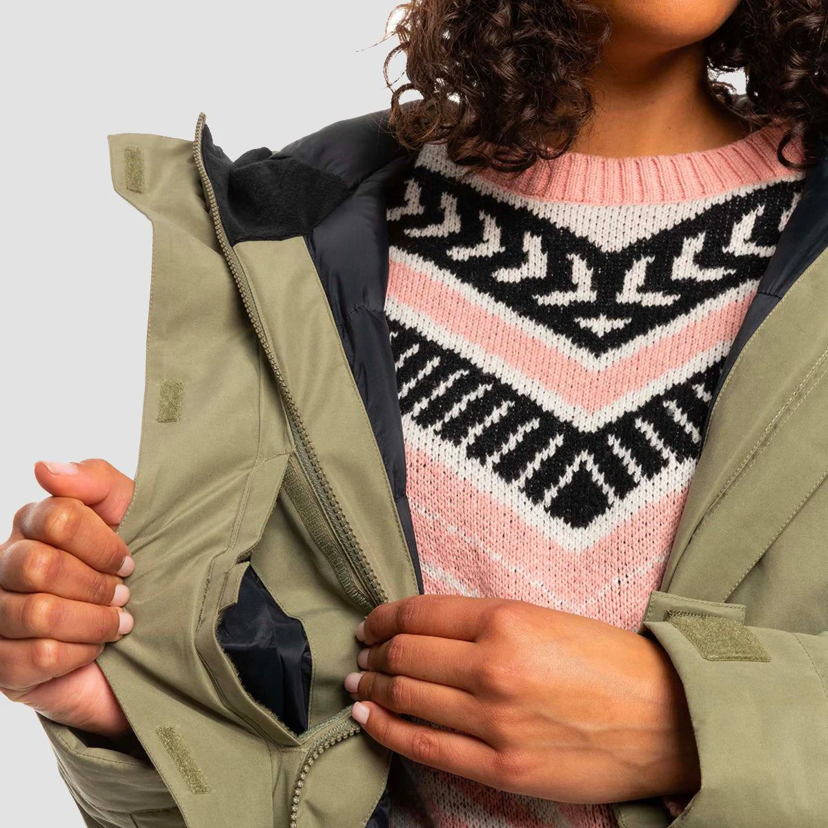 Roxy Dawn View Insulated Hooded 5K Jacket Deep Lichen Green - Womens - Image 3