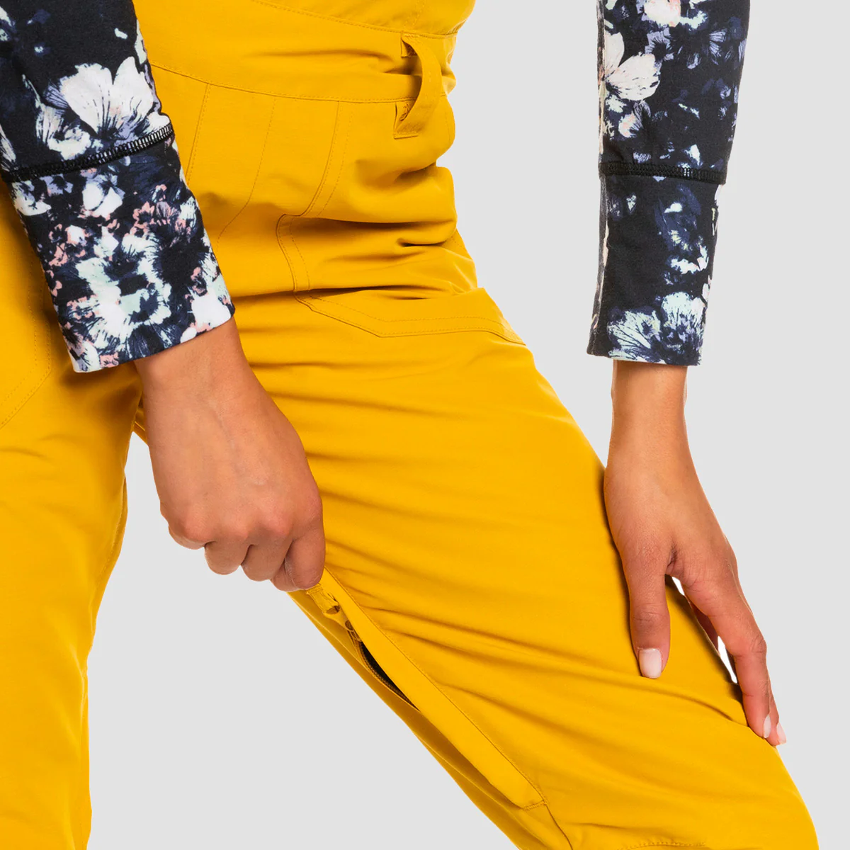 Roxy Rideout 15K Snow Bib Pants Honey - Womens - Image 6