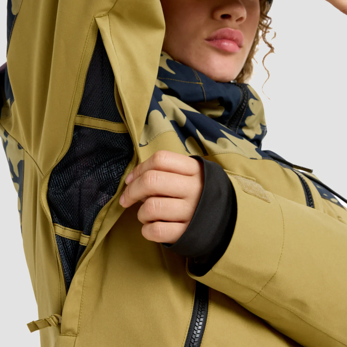 Roxy Stated 20K Snow Jacket Fennel Seed Big Flower - Womens - Image 3