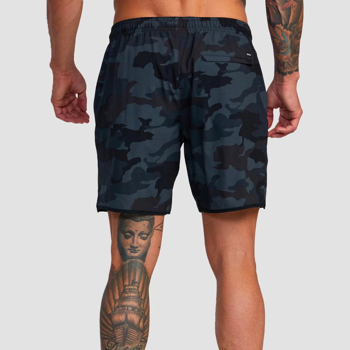 RVCA VA Sport Yogger Stretch 17" Performance Shorts Camo - Image 2