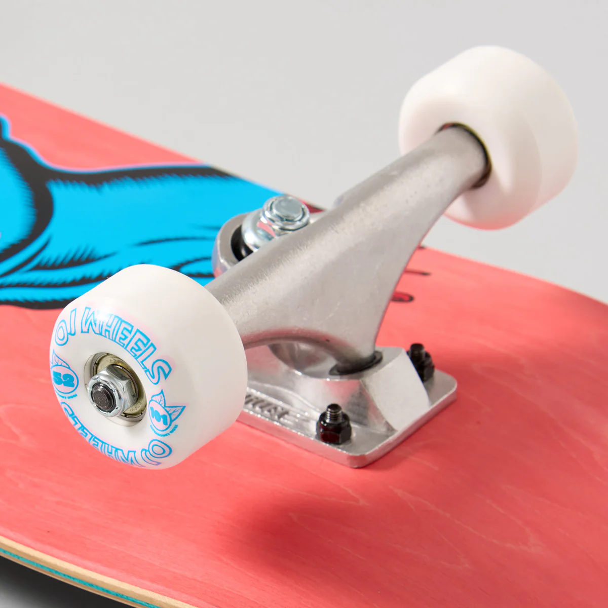 Santa Cruz Screaming Hand Skateboard Red - 8" - Image 2