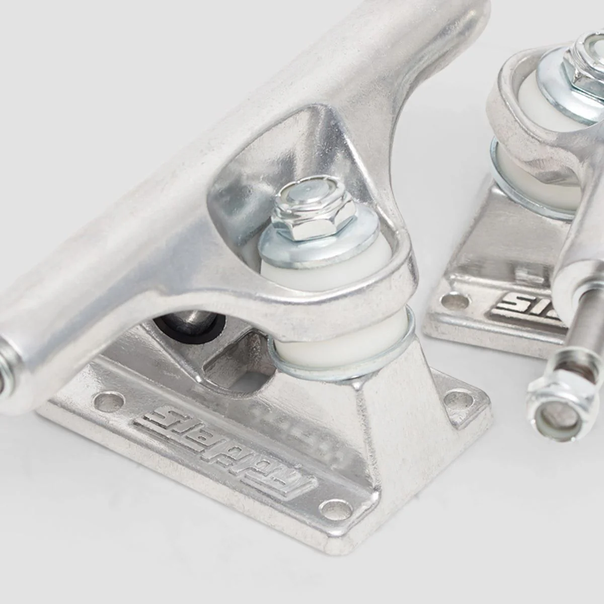 Slappy ST1 Classic Skateboard Trucks 1 Pair Polished - 8.5" - Image 4