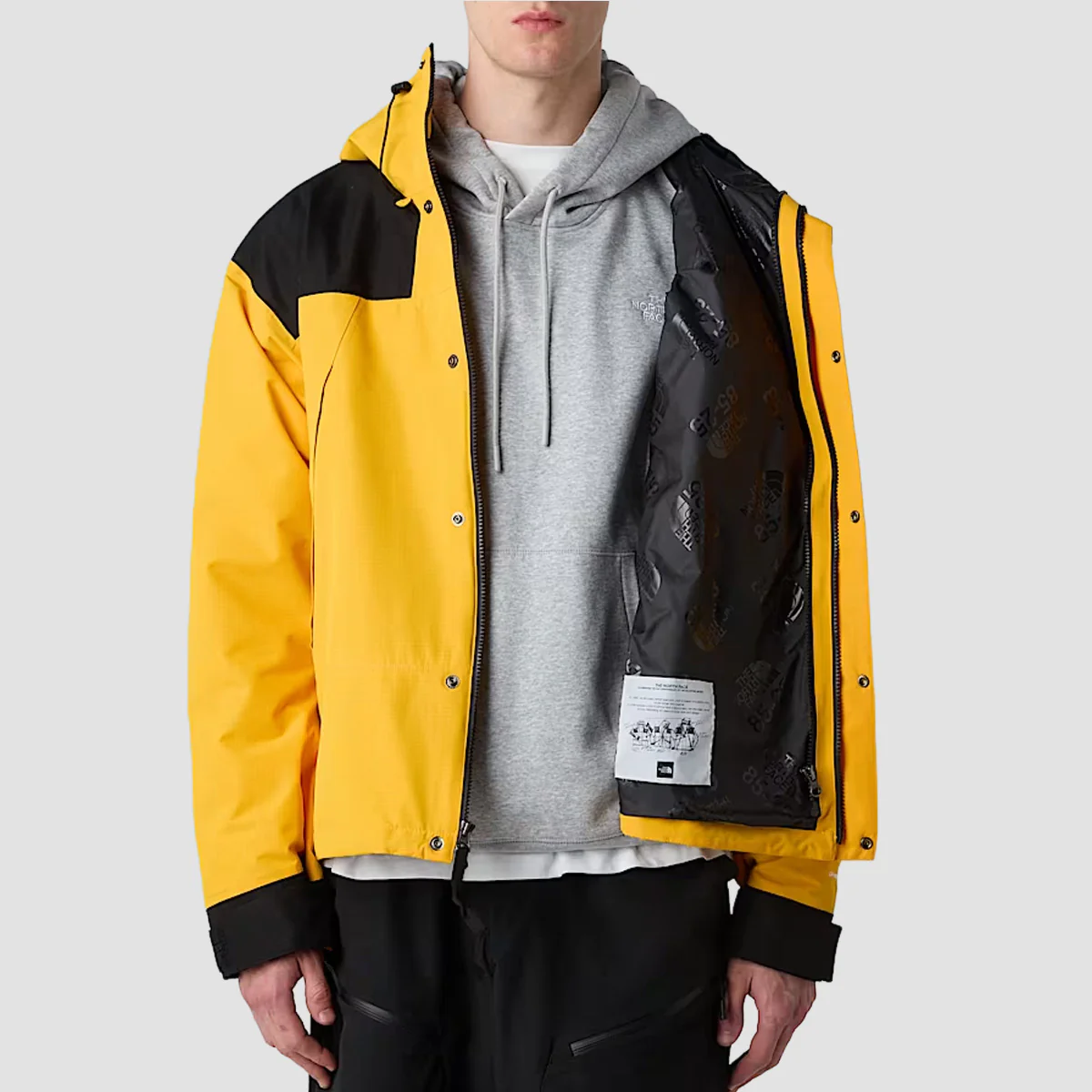 The North Face Dryvent Mono Mountain Jacket Summit Gold/TNF Black - Image 3