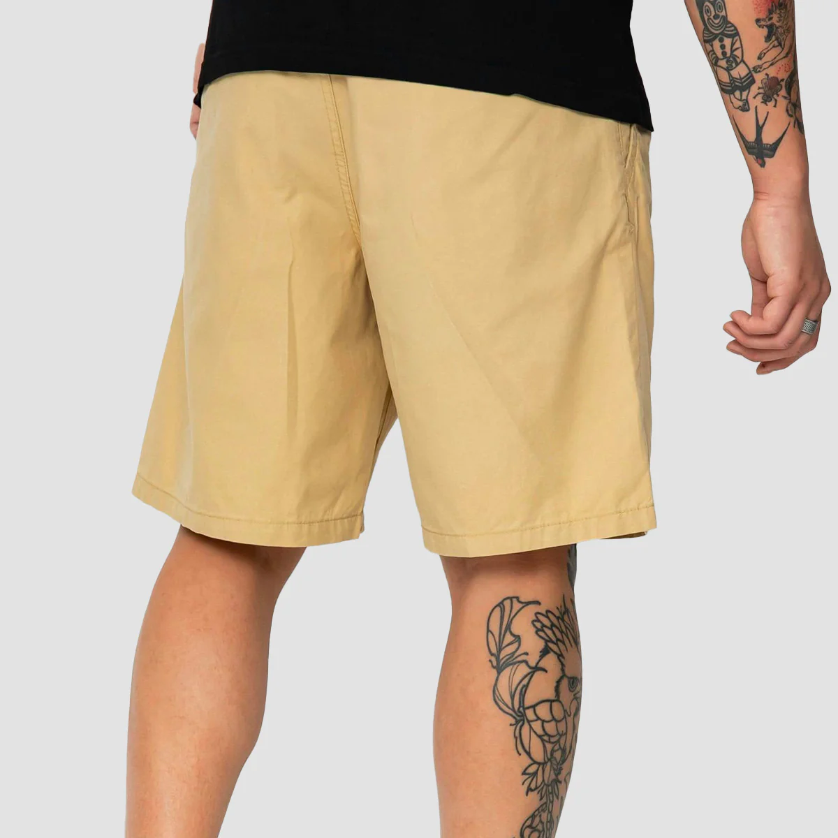 Vans Authentic Chino Pleated Loose Shorts Taos Taupe - Image 2