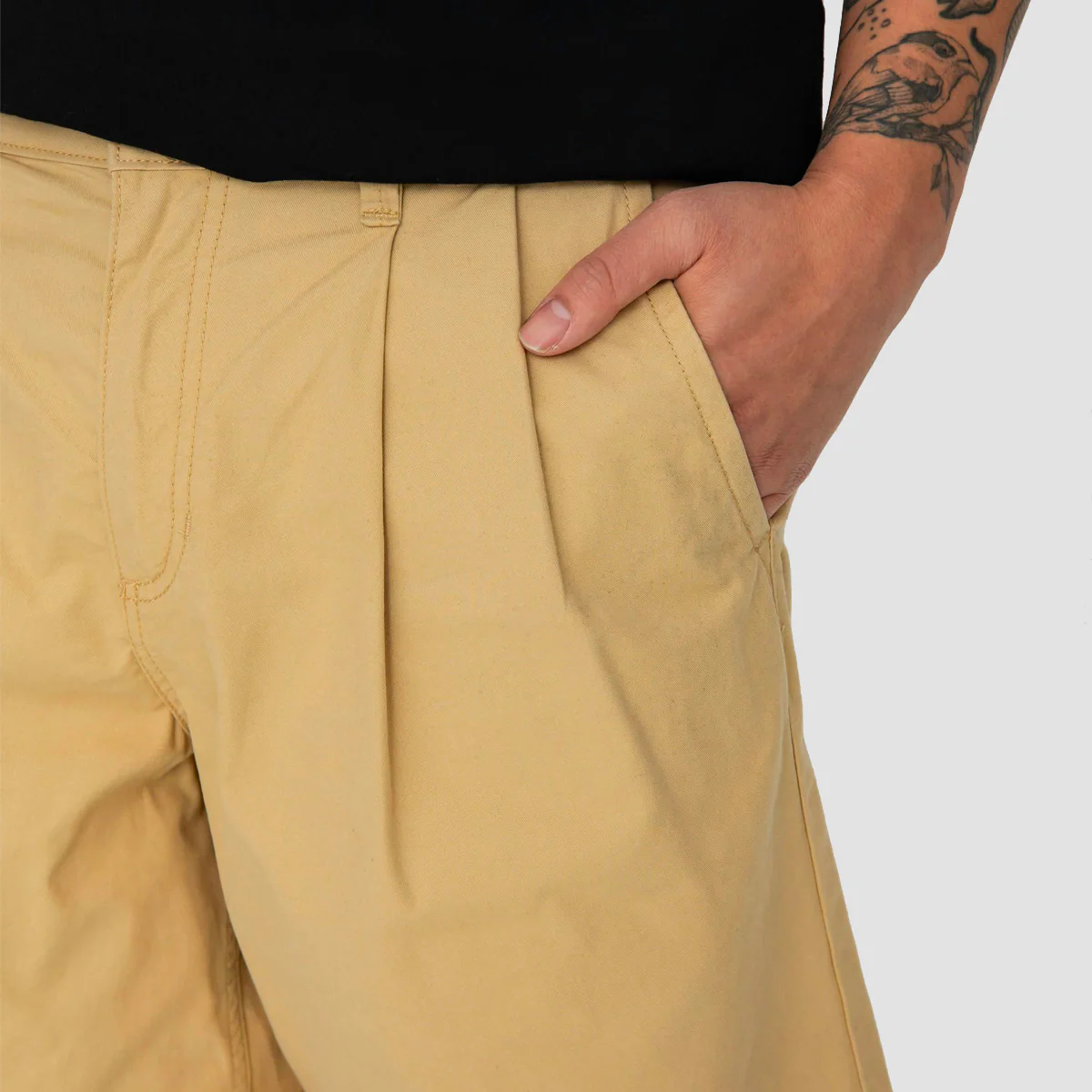 Vans Authentic Chino Pleated Loose Shorts Taos Taupe - Image 3