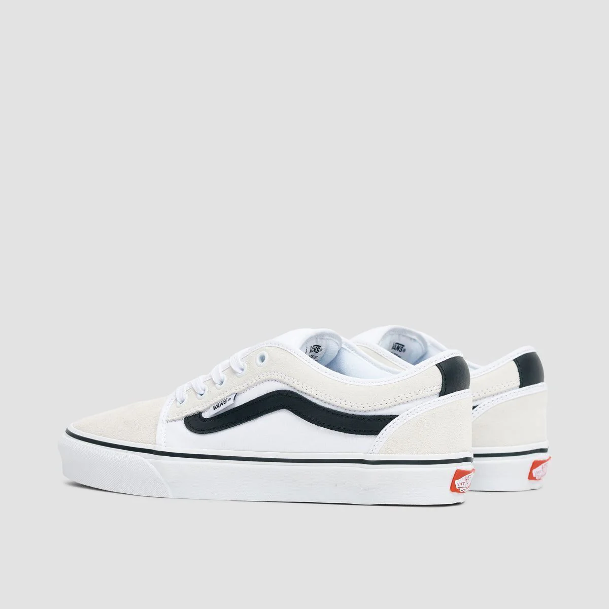 Vans Chukka Low Sidestripe Shoes - White/Black/Gum - Image 3