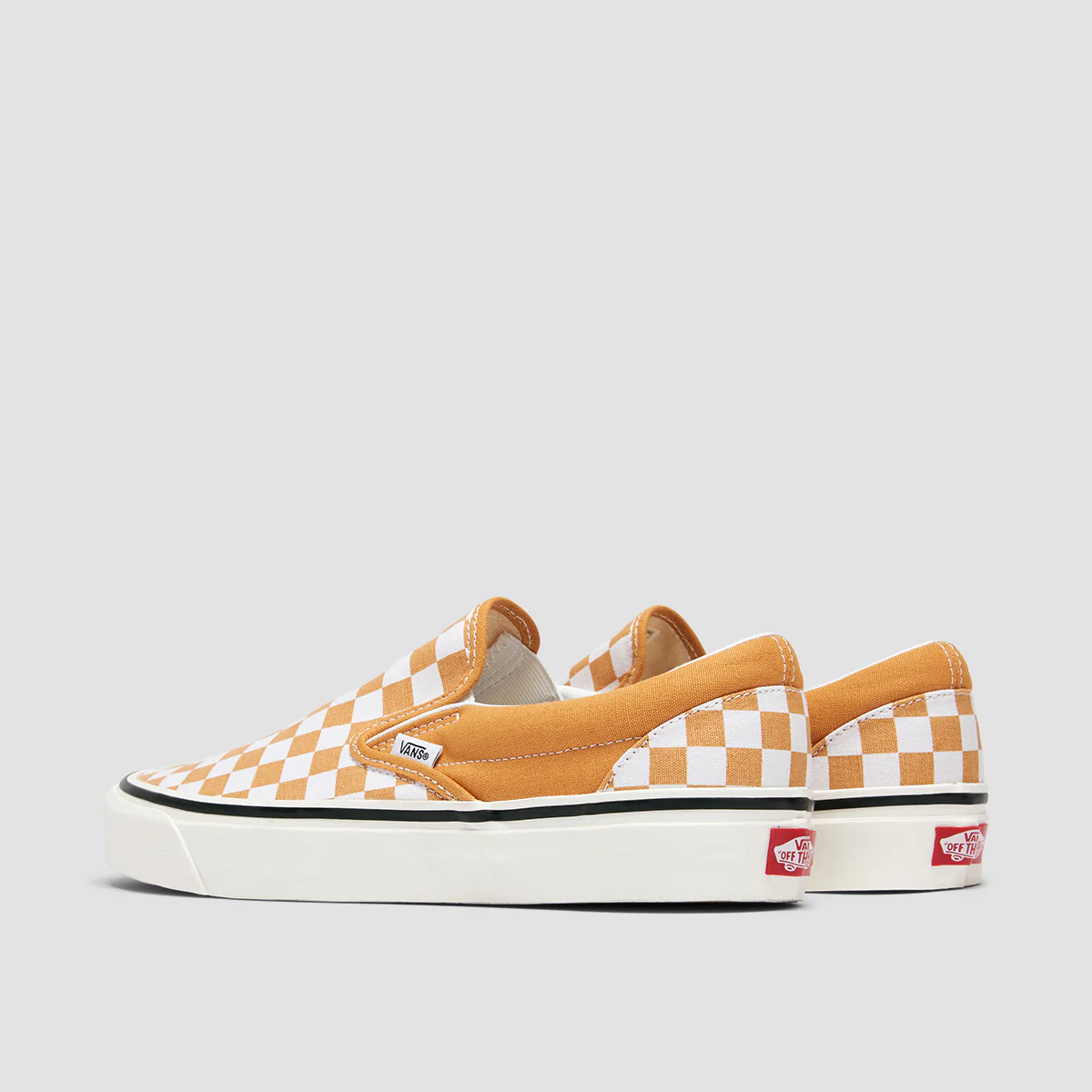Vans Classic Slip-On 98 DX Shoes - Checkerboard Honey Yellow - Image 3