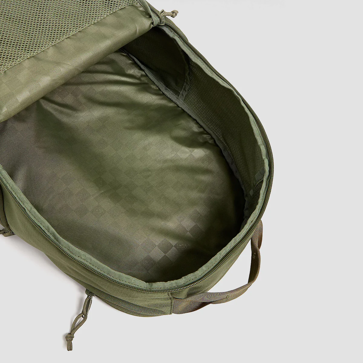 Vans DX 27L Skatepack Backpack Olivine - Image 4