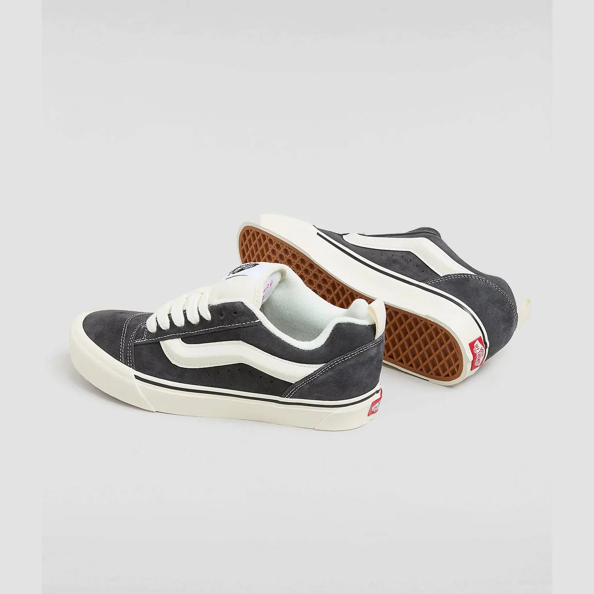 Vans Knu Skool Shoes - Grey - Image 2