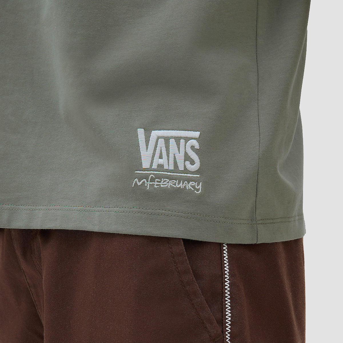 Vans Mikey February T-Shirt Shadow - Image 2