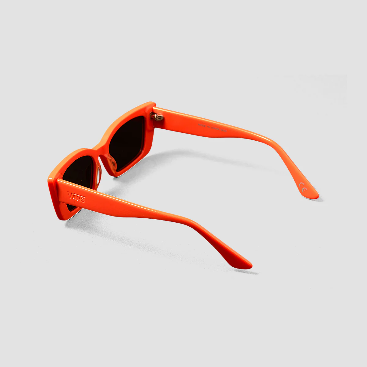 Vans Motz Sunglasses Flame - Image 2