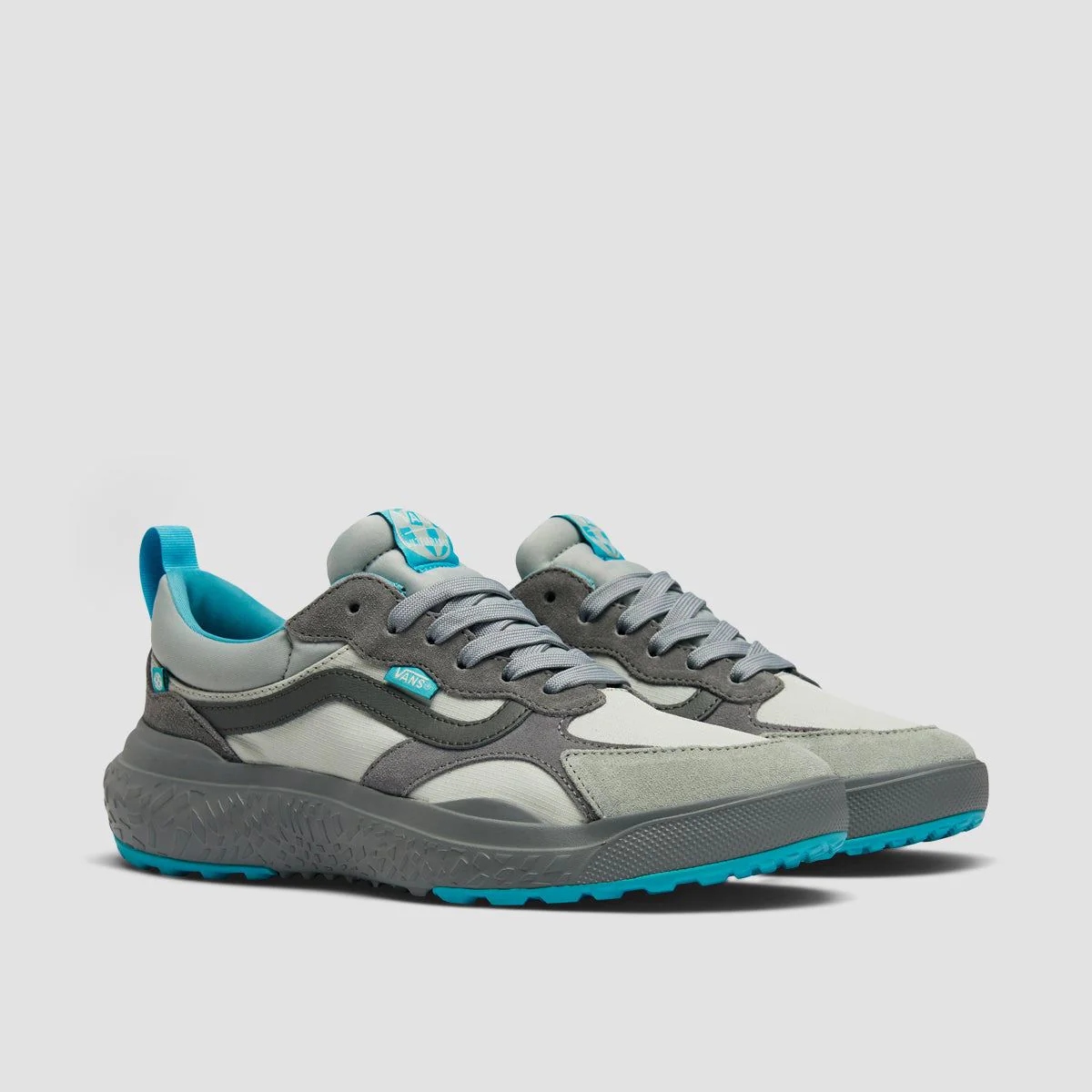 Vans MTE Ultrarange Neo VR3 Shoes - Frost Grey/Marshmallow - Image 2