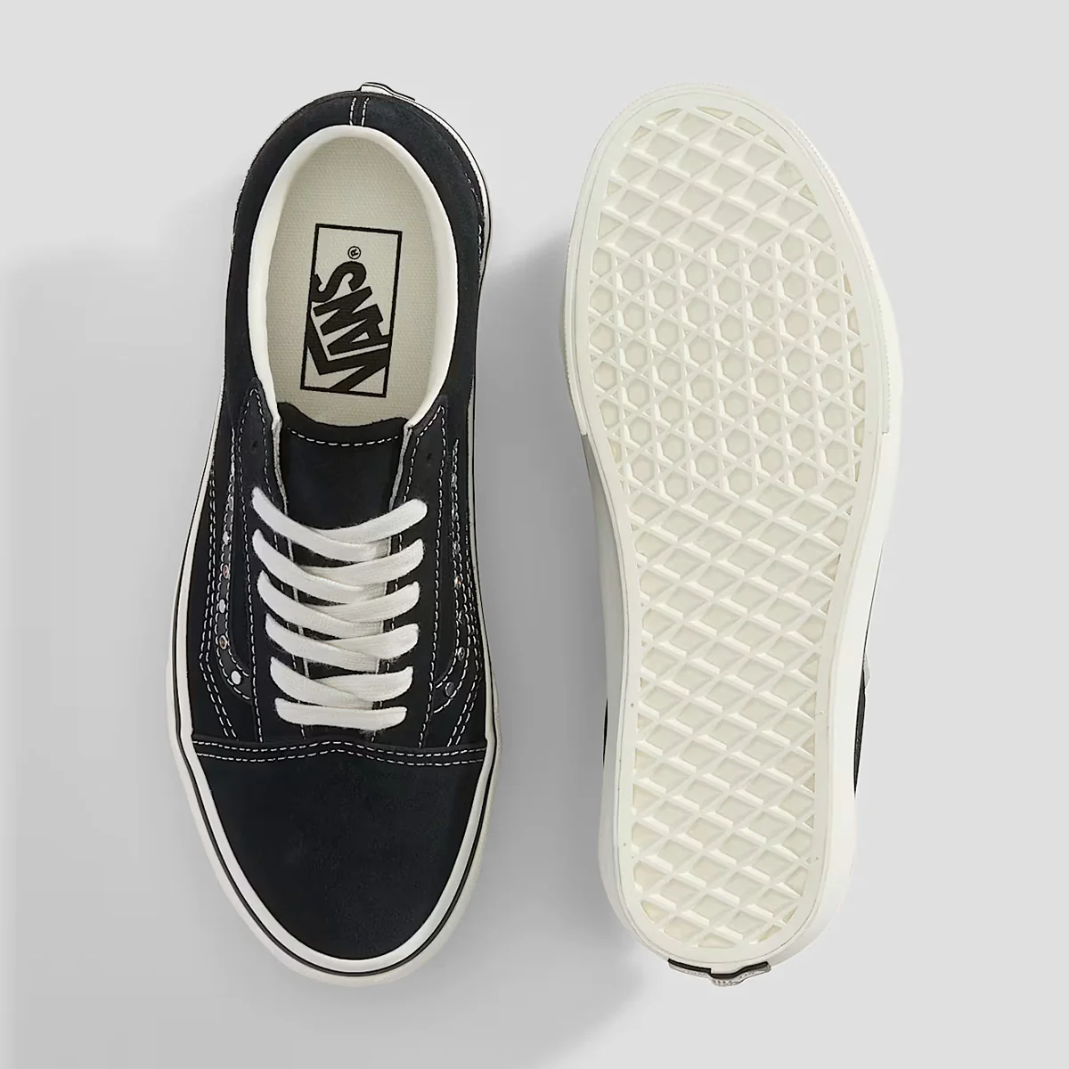 Vans Old Skool Shoes - Studs Black/Metallic - Image 3