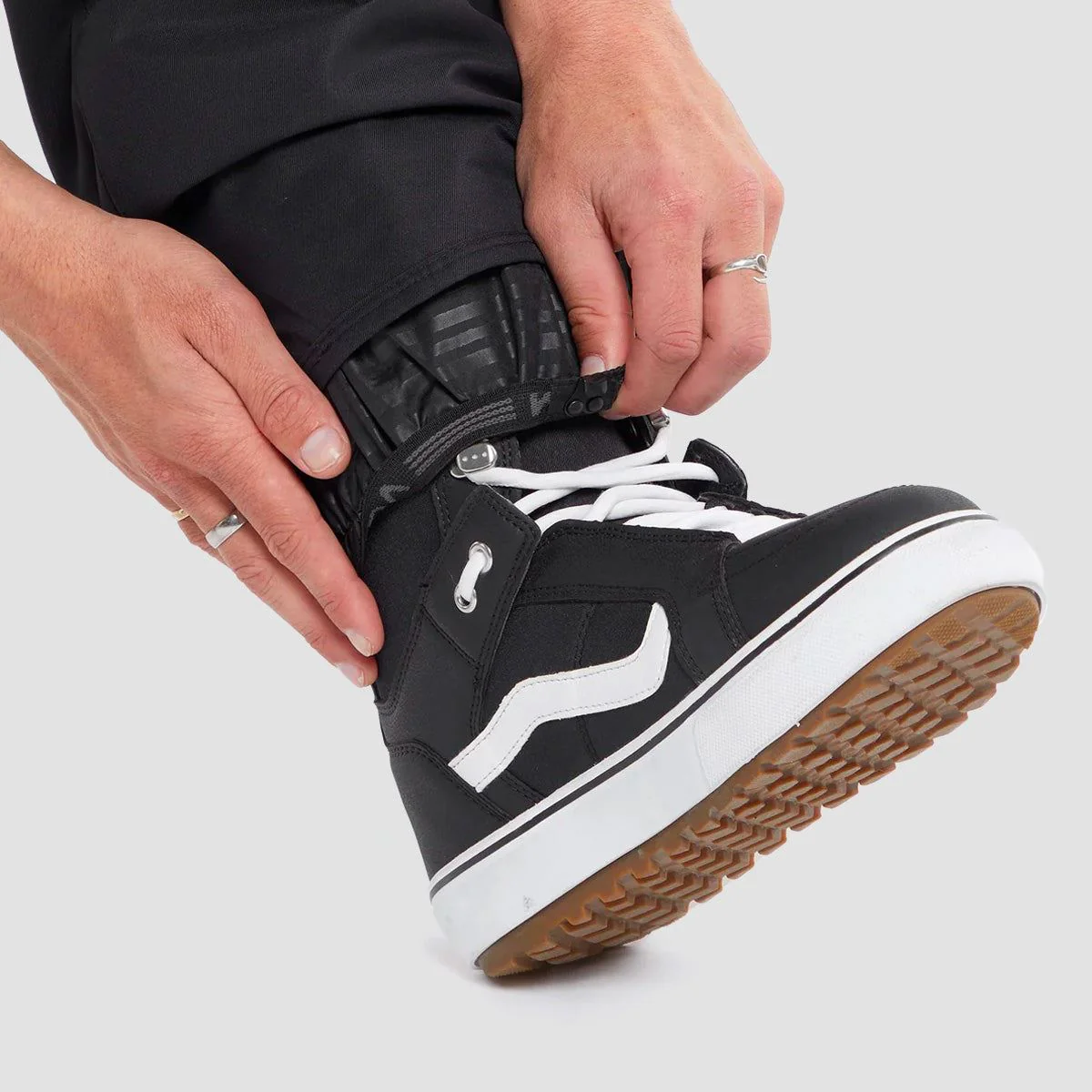 Volcom 5-Pocket Snow Pants Black - Image 5