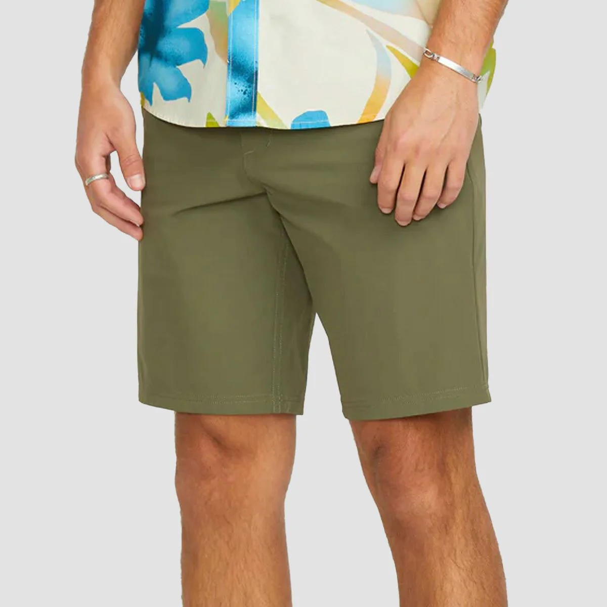 Volcom Frickin Cross Shred 20" Hybrid Shorts Wintermoss - Image 2
