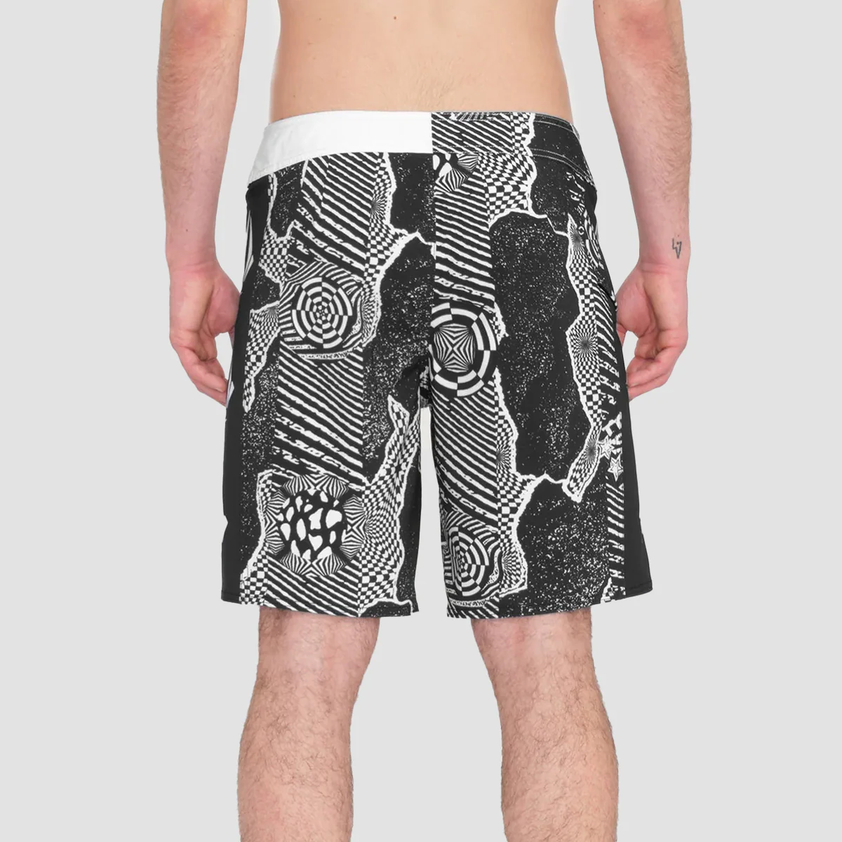 Volcom Lido Iconic Mod 19" Boardshorts Black White - Image 2