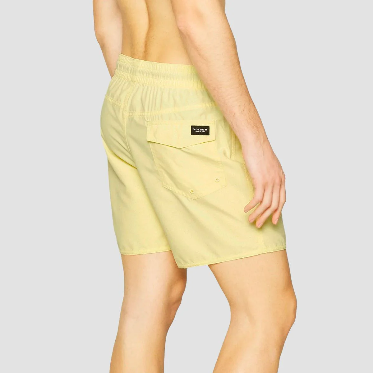 Volcom Lido Solid 16" Boardshorts Dawn Yellow - Image 2