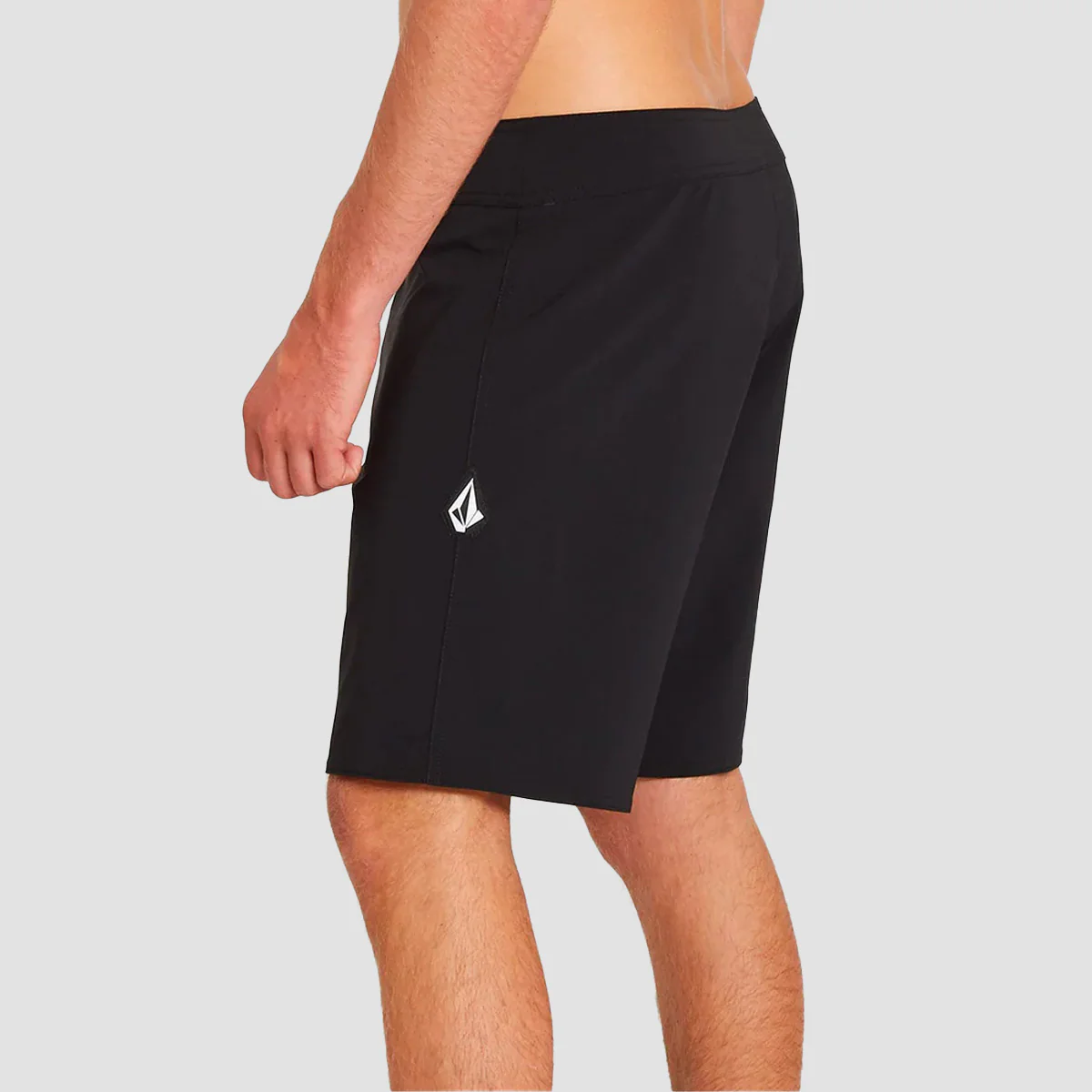 Volcom Lido Solid Mod 18" Boardshorts Black - Image 2