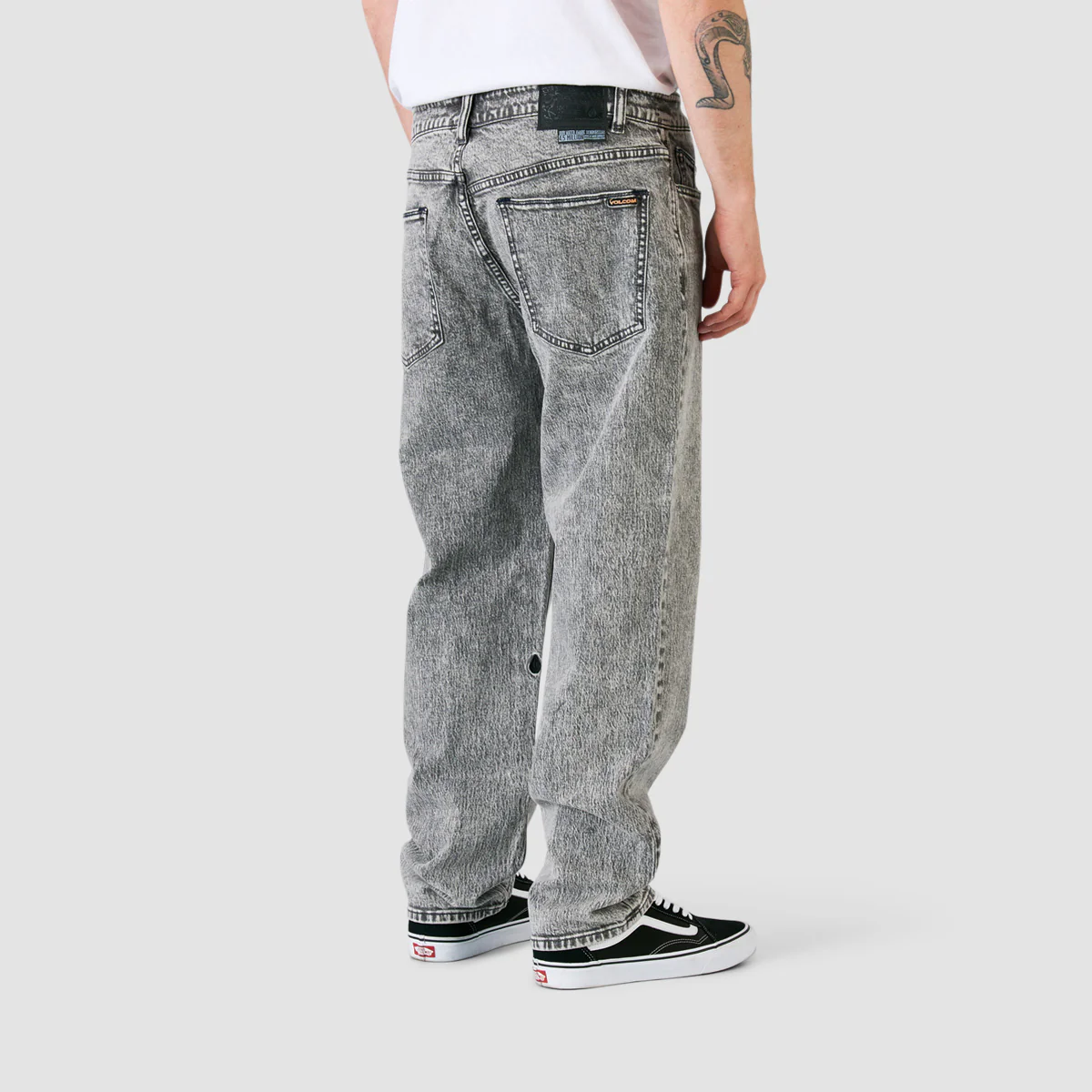 Volcom Modown Tapered Relaxed Fit Jeans True Vintage Black - Image 3