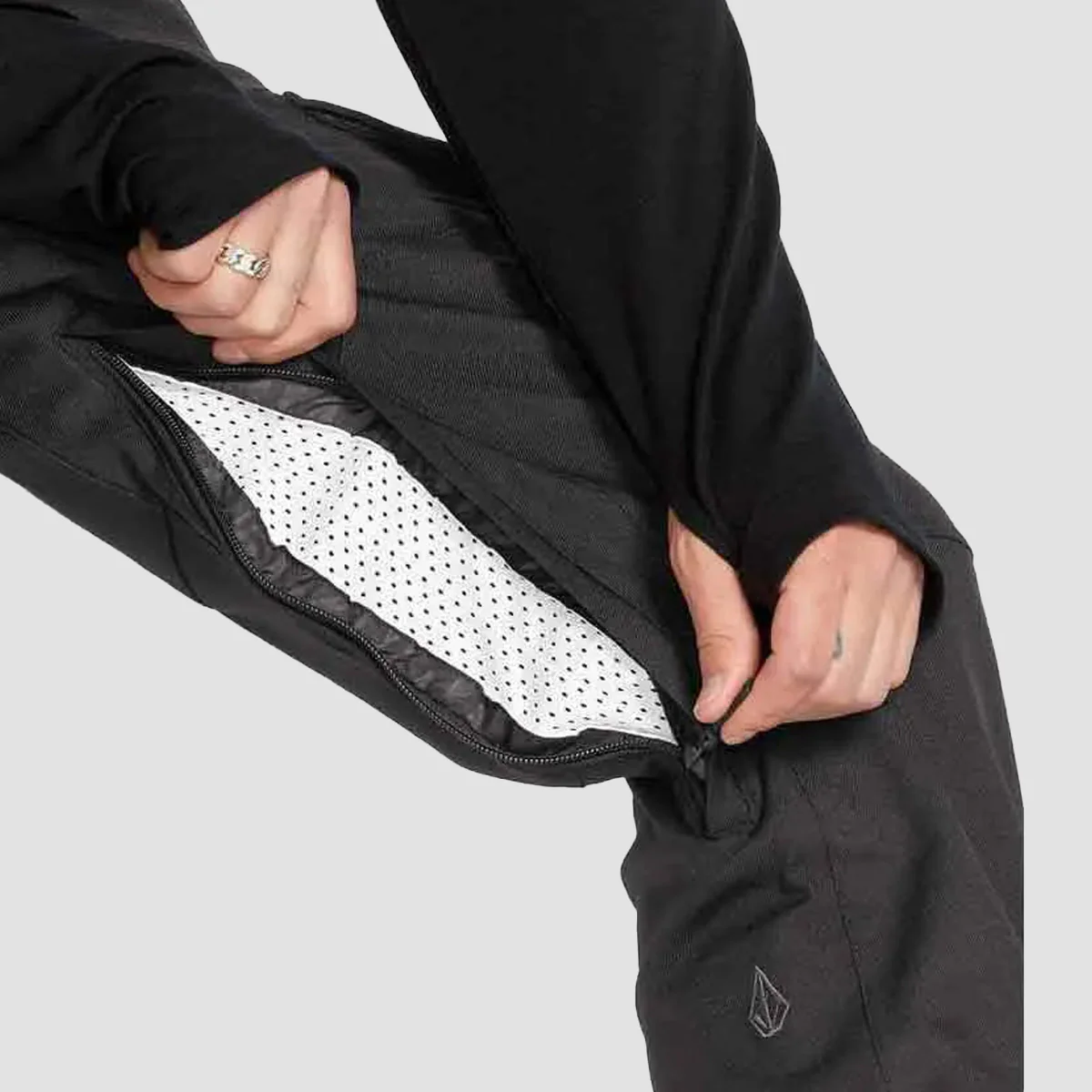 Volcom New Articulated 15K Snow Pants Black - Image 4