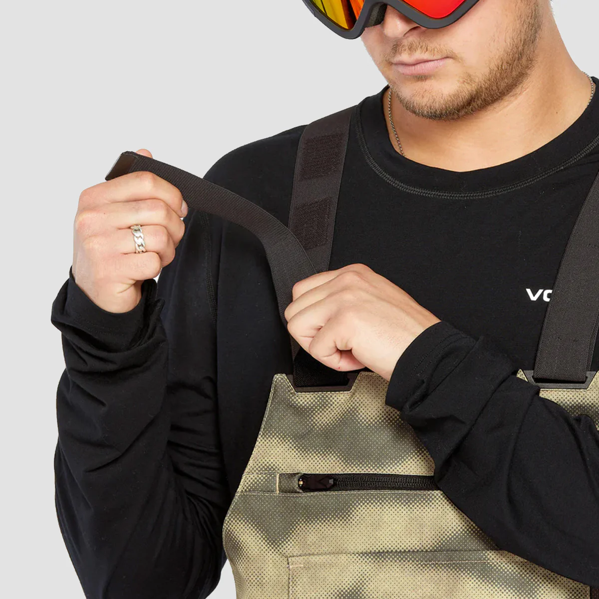 Volcom Roan 15K Snow Bib Overall Pants Camouflage - Image 3