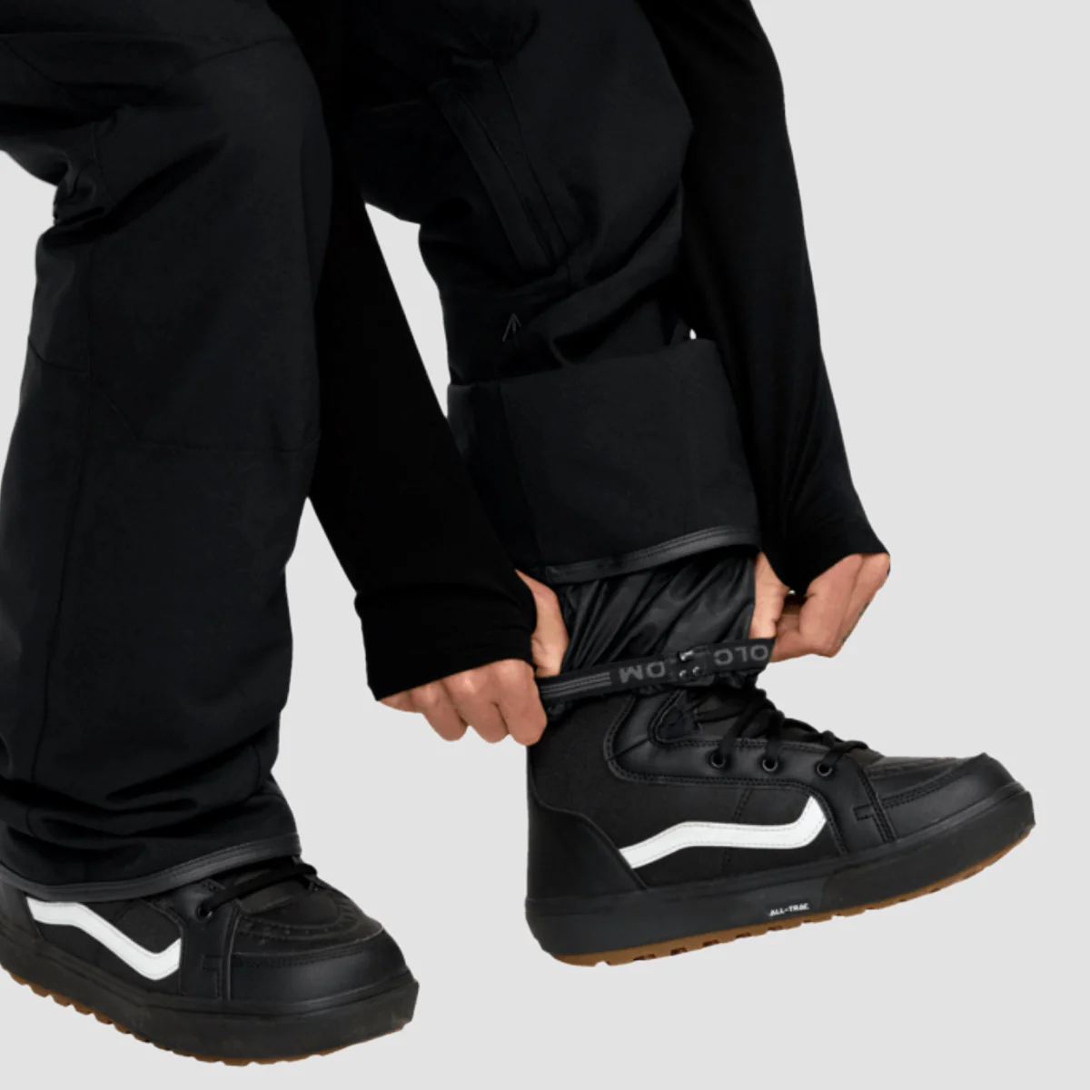 Volcom Roan Bib Overall 15K Snow Pants Black - Image 6
