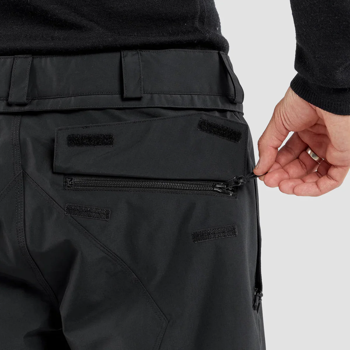 Volcom Roan Snow Pants Black - Image 4