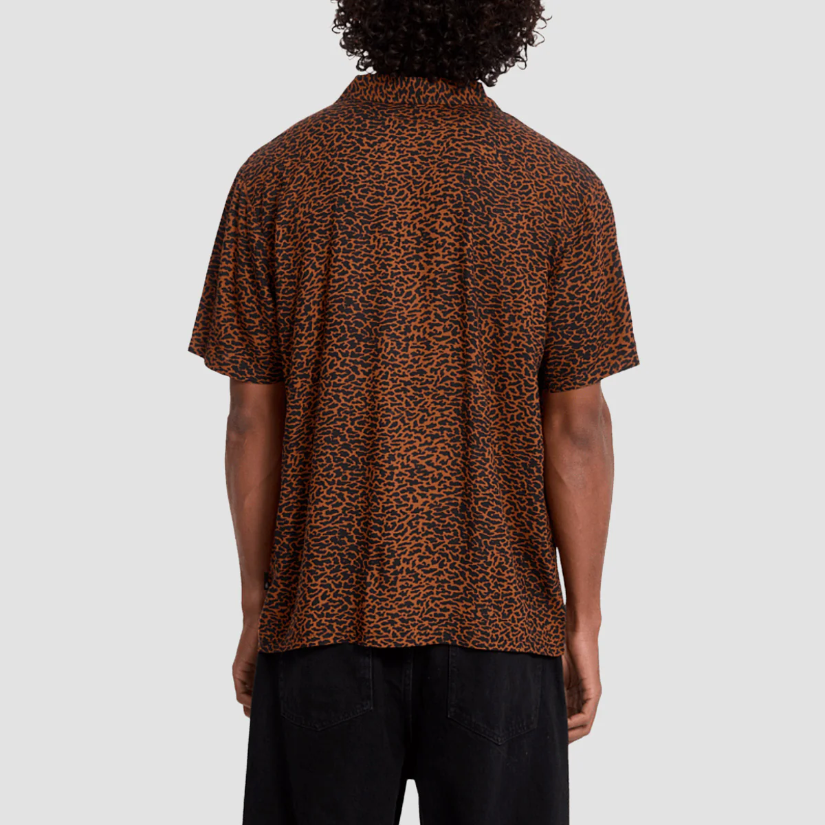 Volcom Utopias Print Short Sleeve Shirt Brown Horn - Image 2